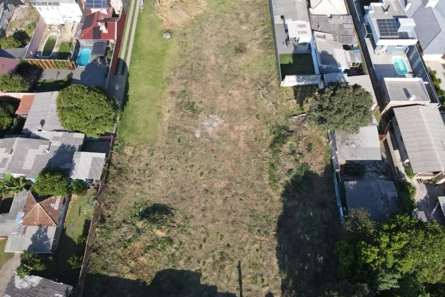 Terreno à Venda em Esteio, 3310 m²
