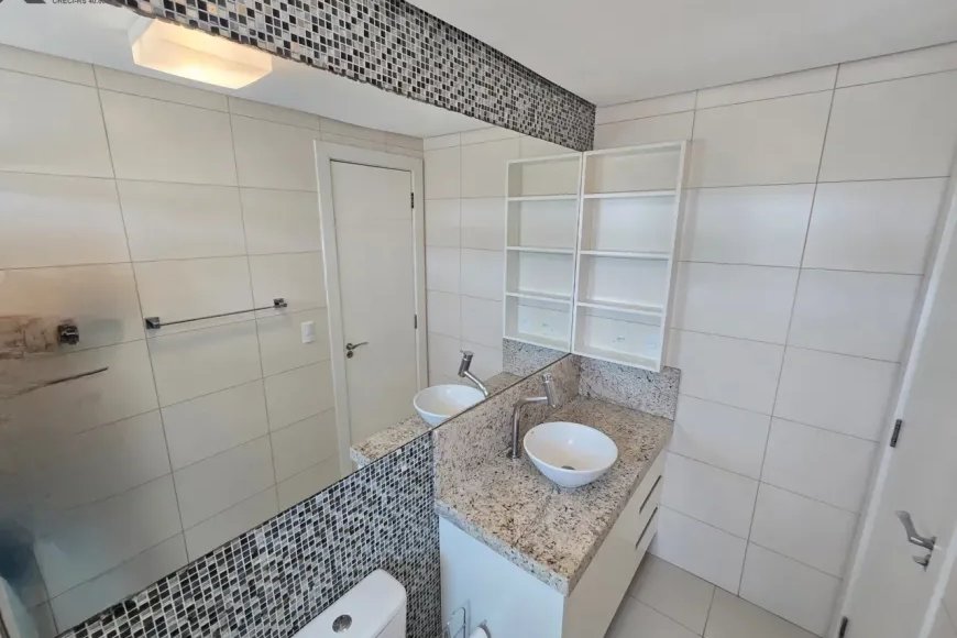 Apartamento à Venda em Esteio com 2 Quartos e 3 banheiros, 120 m²