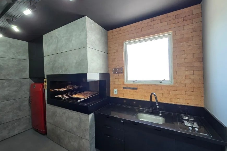 Cobertura à Venda em Esteio com 3 Quartos e 3 banheiros, 236 m²