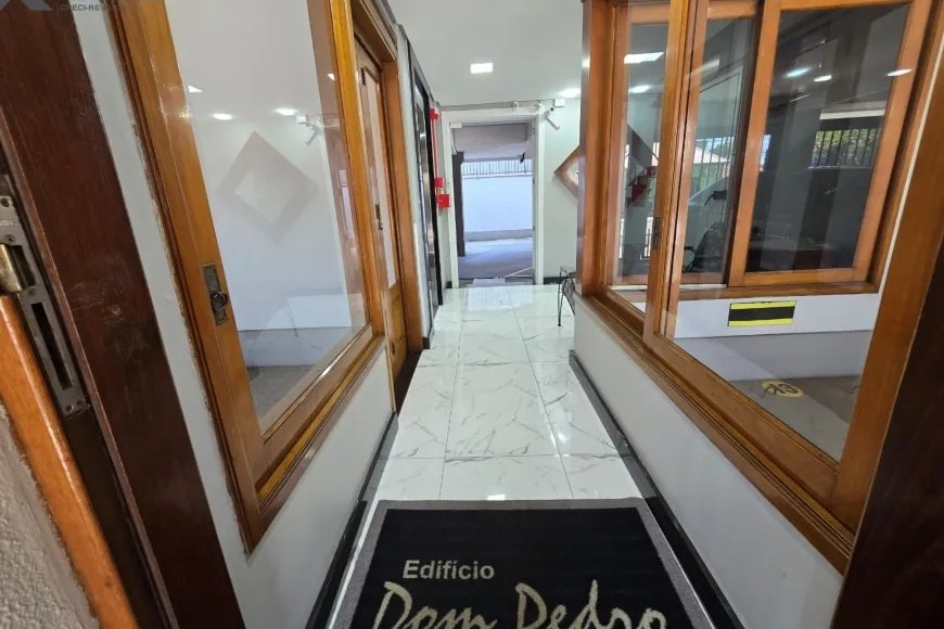 Cobertura à Venda em Esteio com 3 Quartos e 3 banheiros, 236 m²