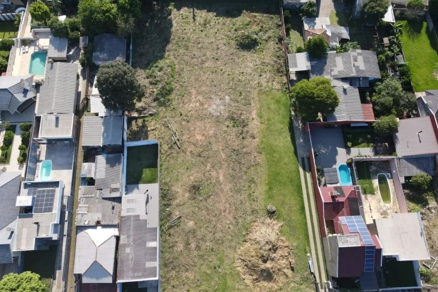 Terreno à Venda em Esteio, 3310 m²