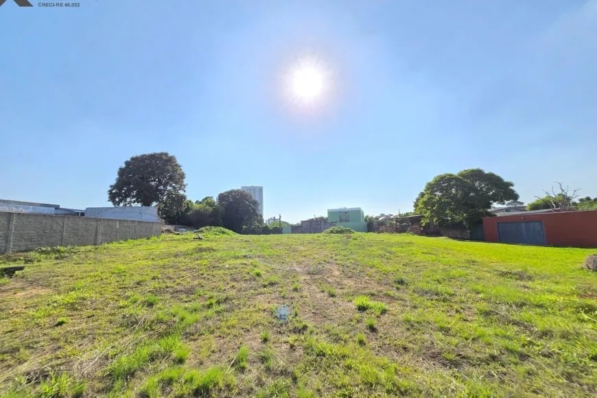 Terreno à Venda em Esteio, 3310 m²