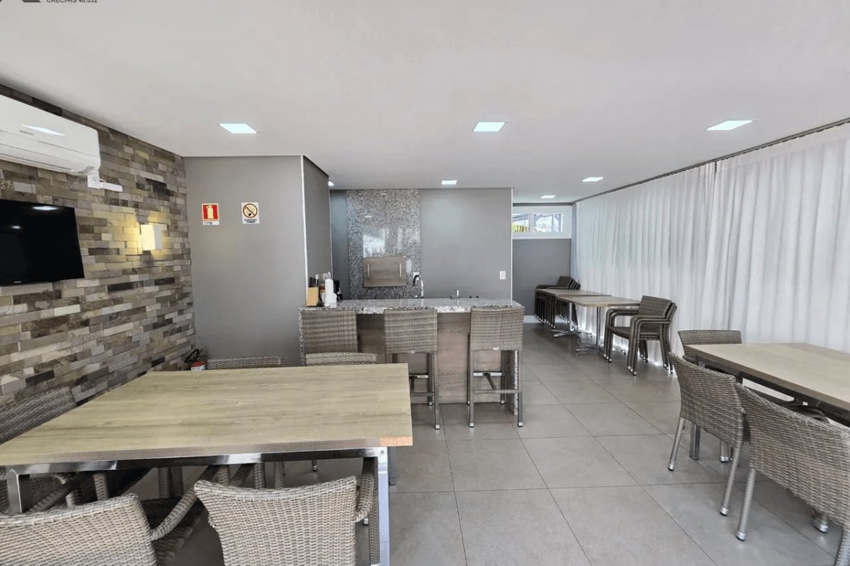 Apartamento à Venda em Esteio com 3 Quartos e 3 banheiros, 119 m²