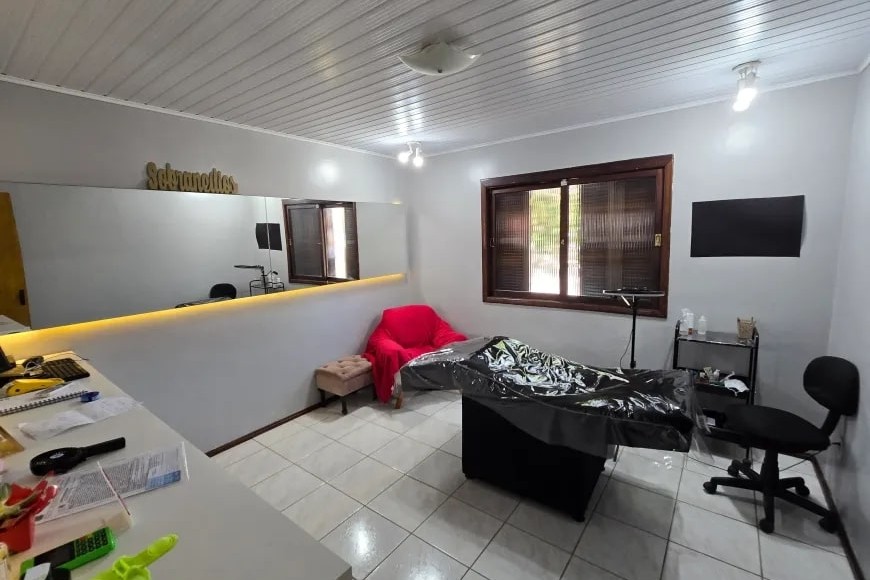 Casa à Venda em Esteio com 2 Quartos e 1 banheiro, 70 m²
