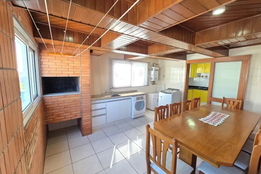 Apartamento no Centro de Esteio à Venda com 3 Quartos, 140m²