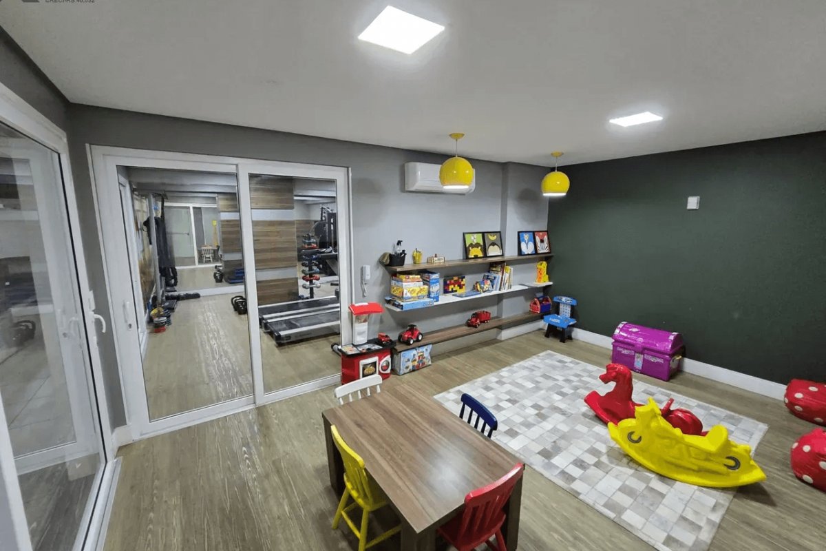 Apartamento à Venda em Esteio com 3 Quartos e 3 banheiros, 119 m²