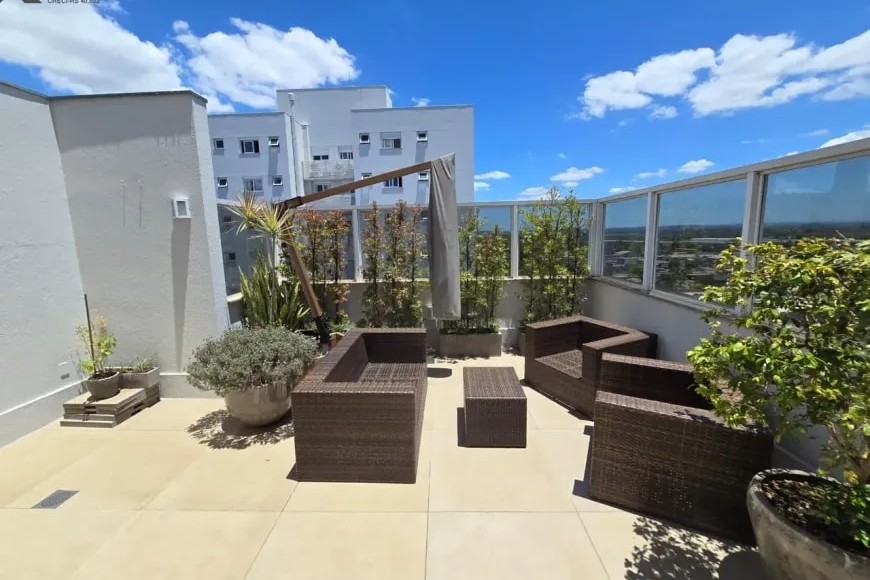 Cobertura à Venda em Esteio com 2 Quartos e 3 banheiros, 172 m²