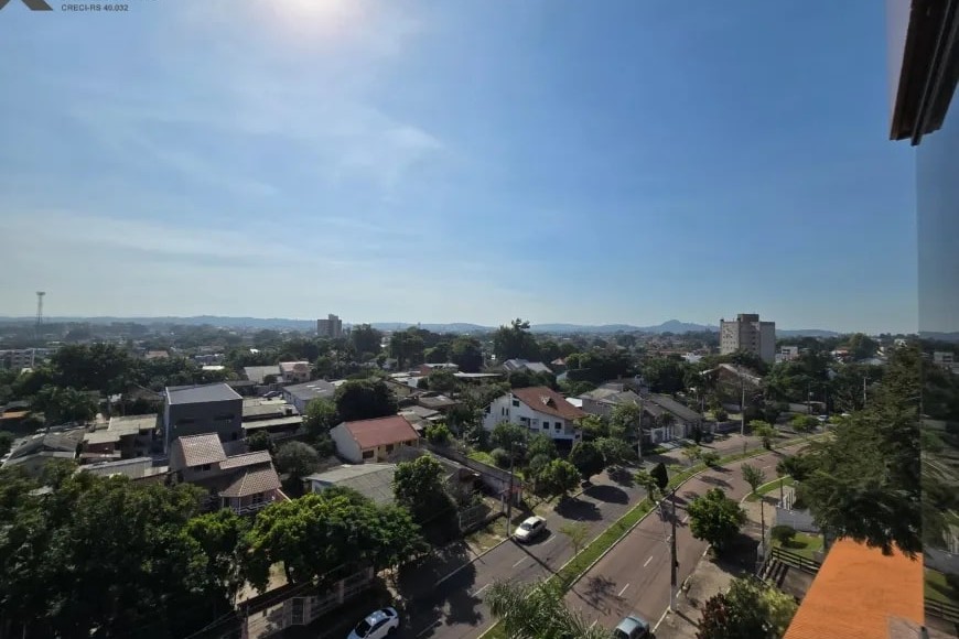 Apartamento à Venda em Esteio com 3 Quartos e 2 banheiros, 109 m²