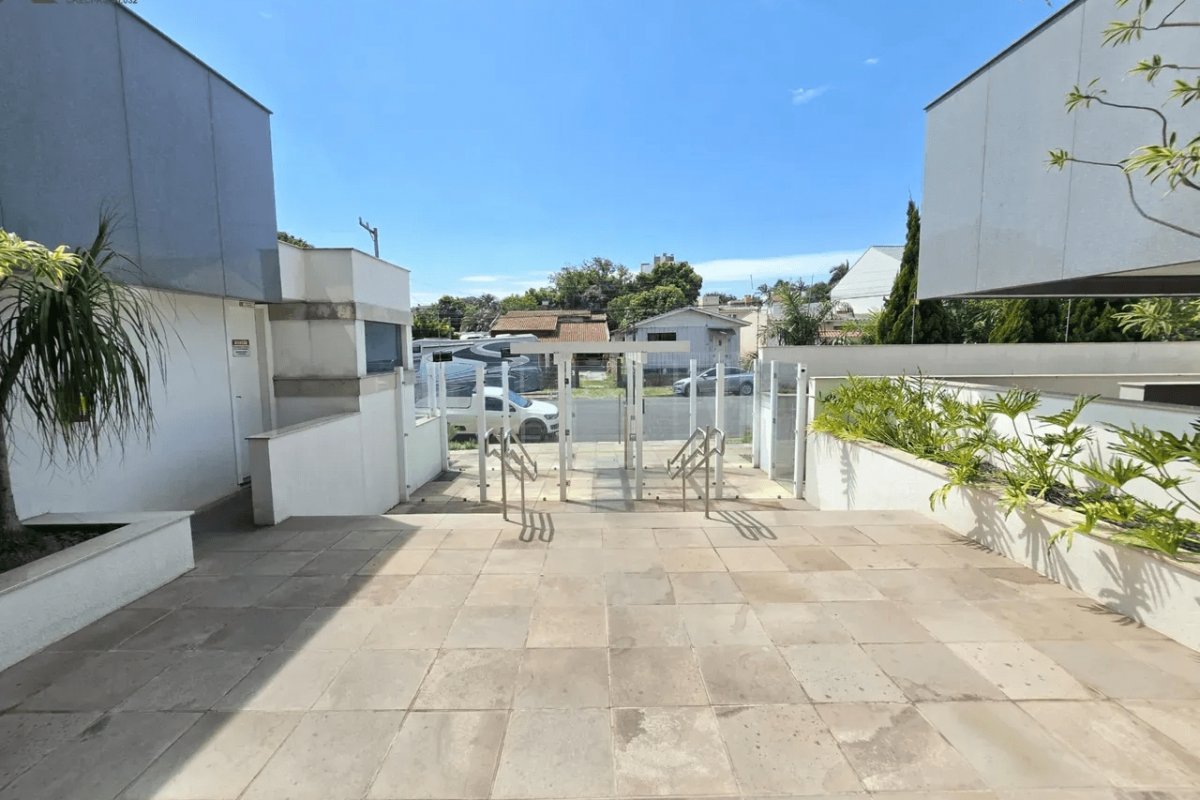 Apartamento à Venda em Esteio com 3 Quartos e 3 banheiros, 119 m²