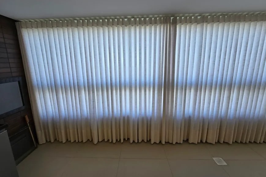 Apartamento à Venda em Esteio com 2 Quartos e 3 banheiros, 120 m²