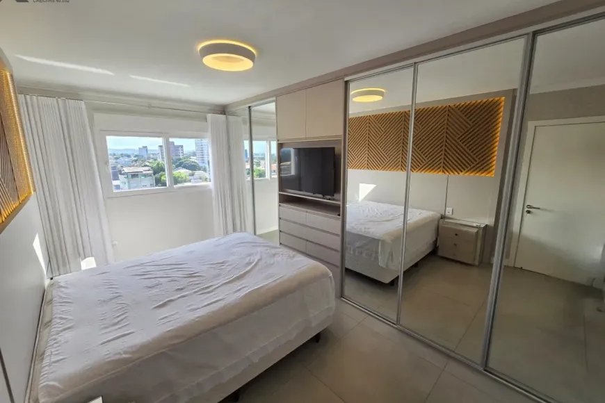 Apartamento à Venda em Esteio com 2 Quartos e 2 banheiros, 97m²