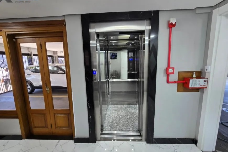 Cobertura à Venda em Esteio com 3 Quartos e 3 banheiros, 236 m²
