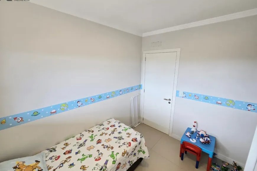 Apartamento à Venda em Esteio com 3 Quartos e 2 banheiros, 126 m²