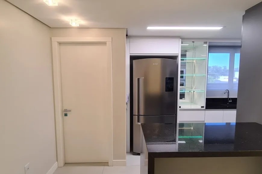 Apartamento para Alugar em Esteio com 3 Quartos e 2 banheiros, 118 m²