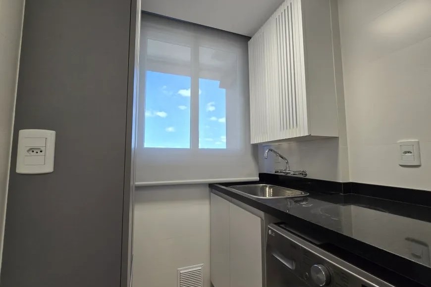 Apartamento à Venda em Esteio com 2 Quartos e 3 banheiros, 120 m²