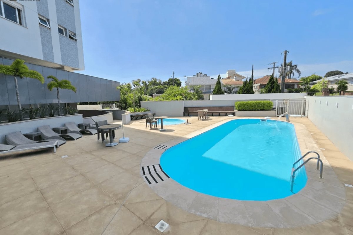 Apartamento à Venda em Esteio com 3 Quartos e 3 banheiros, 119 m²