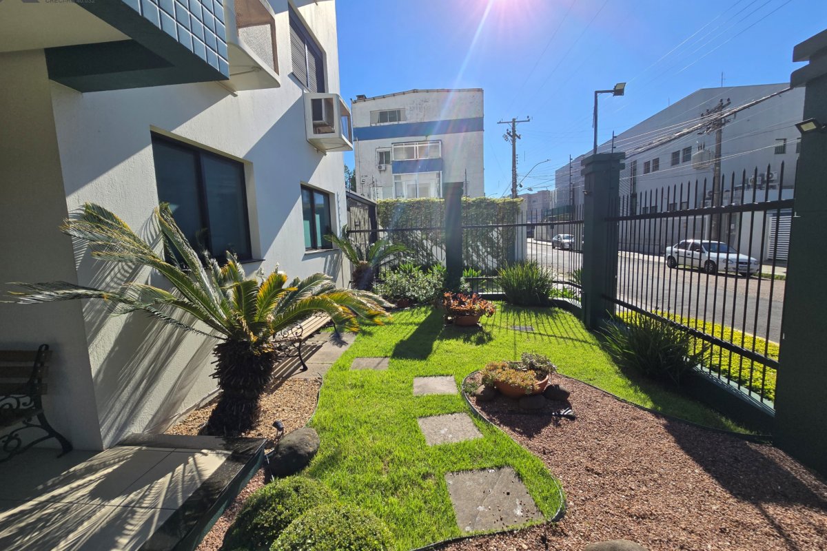 Apartamento à Venda em Esteio 2 Quartos e 1 banheiro, 80 m²