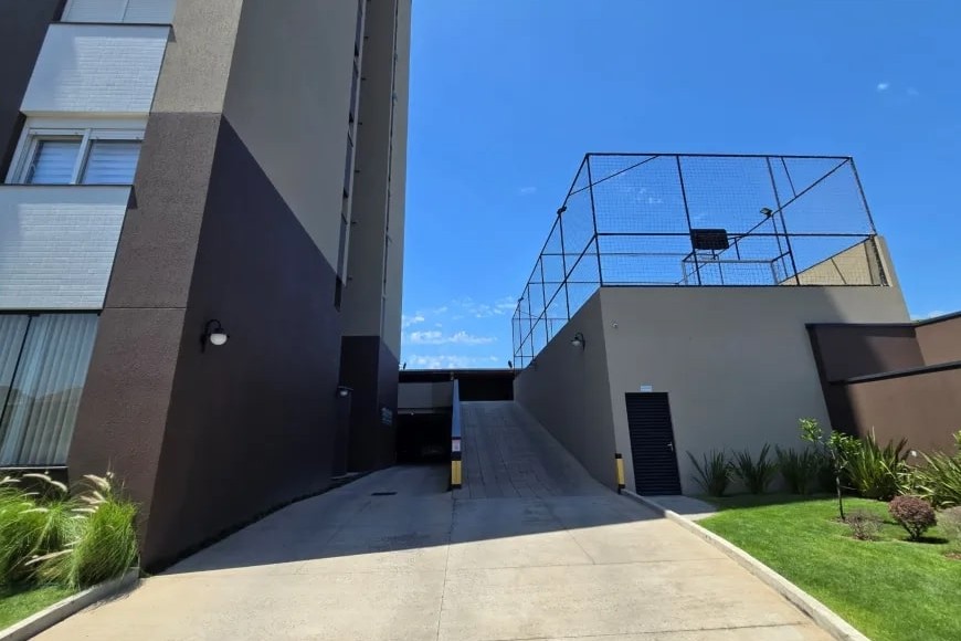 Apartamento à Venda em Esteio com 2 Quartos e 3 banheiros, 120 m²
