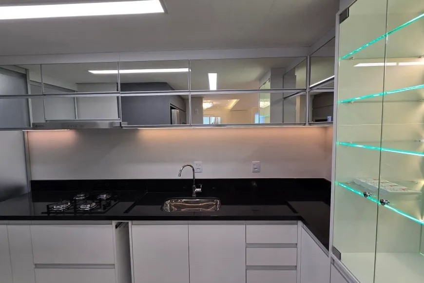 Apartamento à Venda em Esteio com 2 Quartos e 3 banheiros, 120 m²