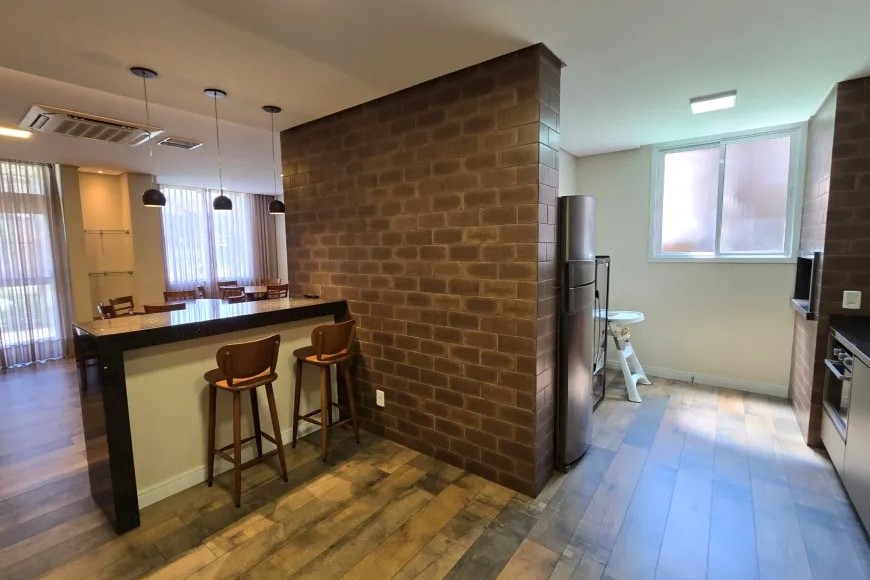 Apartamento à Venda em Esteio com 2 Quartos e 3 banheiros, 120 m²