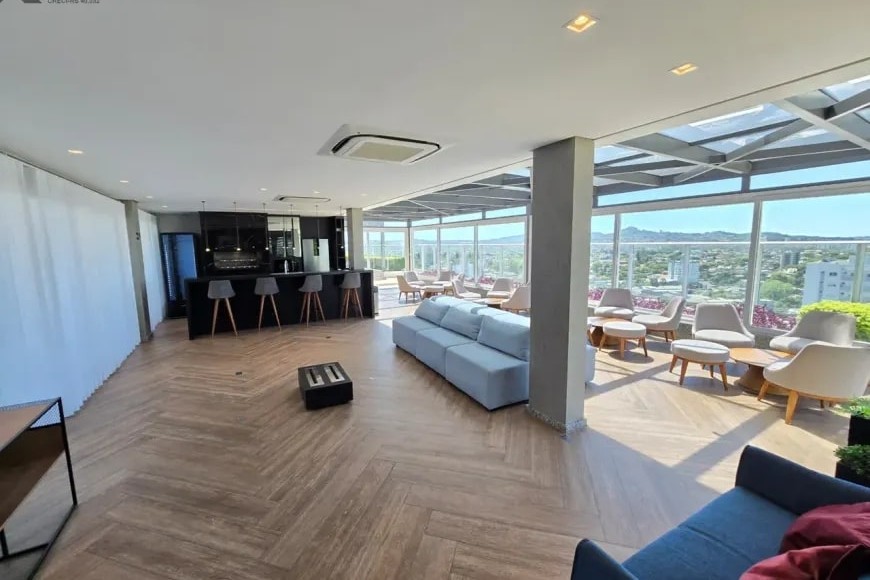 Apartamento à Venda em Esteio com 3 Quartos e 5 banheiros, 241 m²