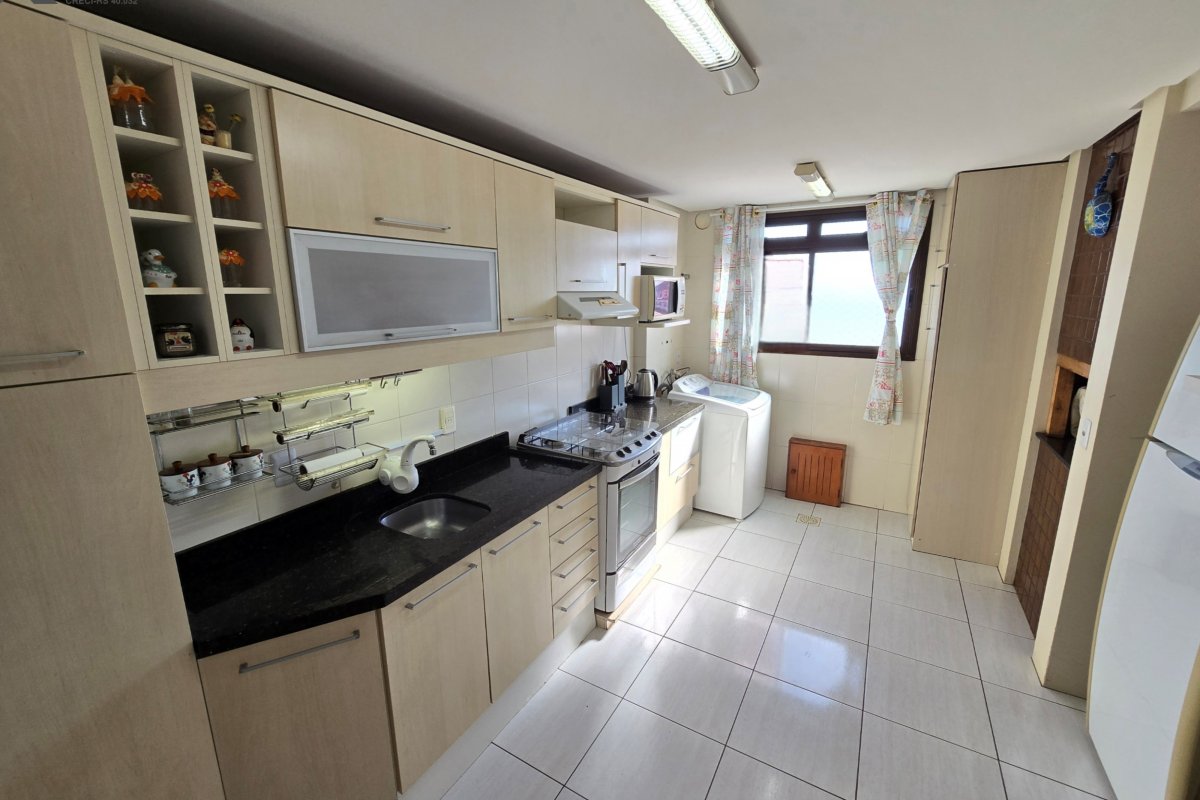 Apartamento à Venda em Esteio 2 Quartos e 1 banheiro, 80 m²