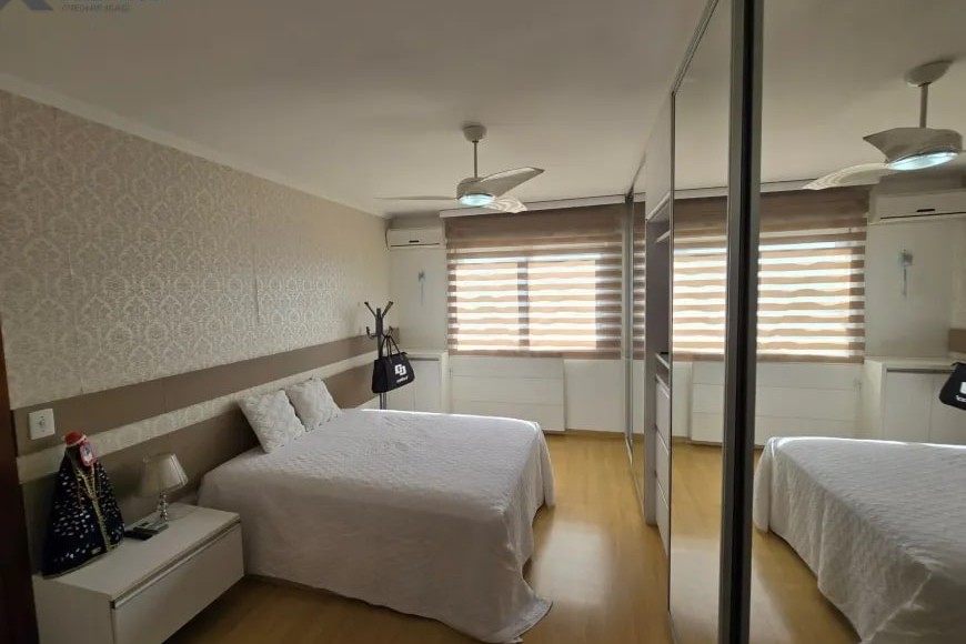 Apartamento à Venda em Esteio com 3 Quartos e 2 banheiros, 109 m²