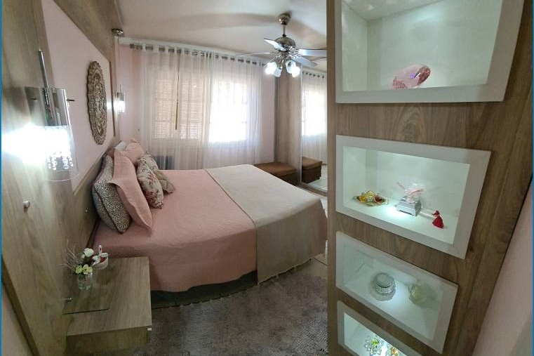 Casa à Venda em Esteio com 3 Quartos e 3 banheiros, 260 m²