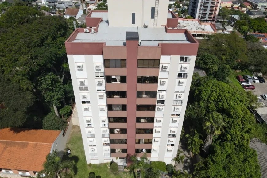 Apartamento à Venda em Esteio com 3 Quartos e 2 banheiros, 109 m²