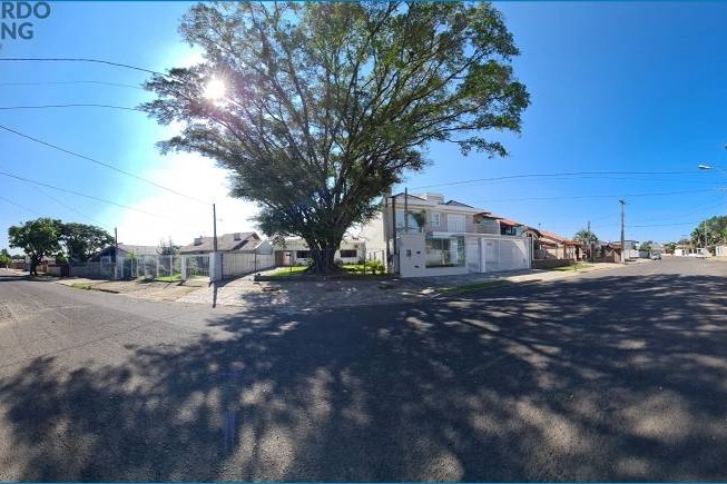 Casa à Venda em Esteio com 3 Quartos e 3 banheiros, 260 m²