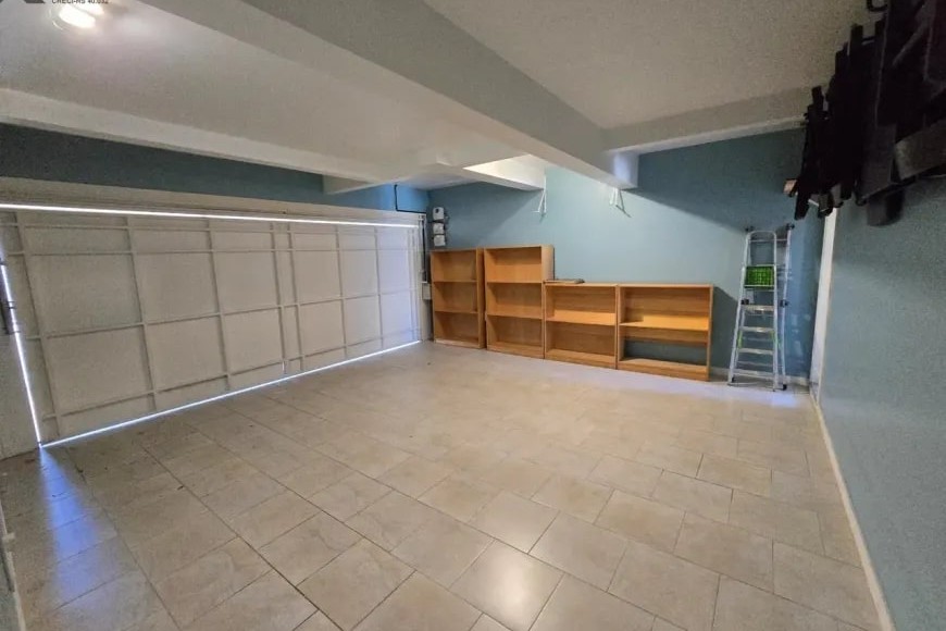 Casa Alto Padrão à Venda em Esteio com 3 Quartos e 4 banheiros à Venda, 338 m²