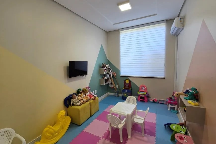 Apartamento à Venda em Esteio com 2 Quartos e 3 banheiros, 120 m²