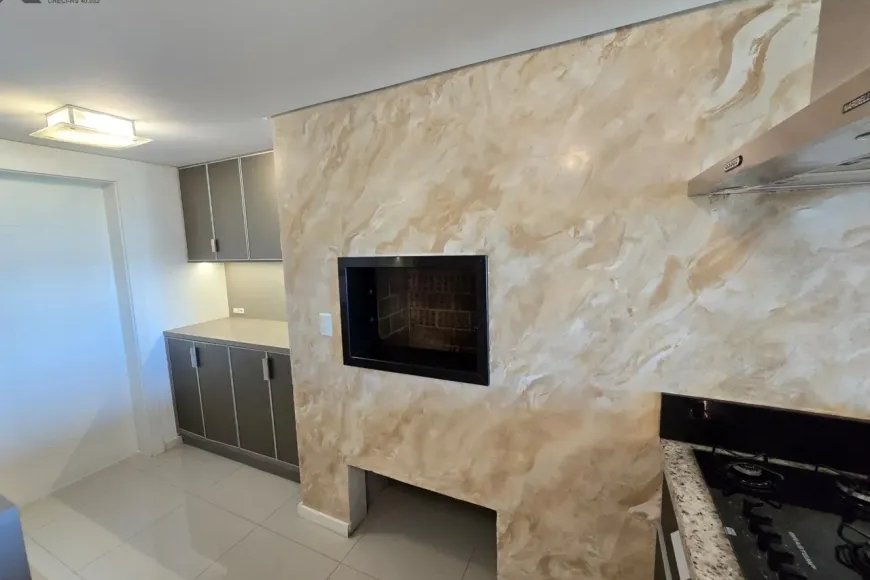 Apartamento à Venda em Esteio com 2 Quartos e 3 banheiros, 120 m²