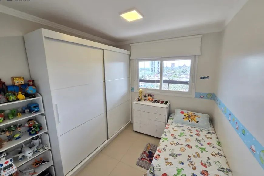 Apartamento à Venda em Esteio com 3 Quartos e 2 banheiros, 126 m²