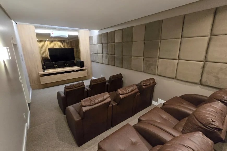 Apartamento à Venda em Esteio com 2 Quartos e 3 banheiros, 120 m²