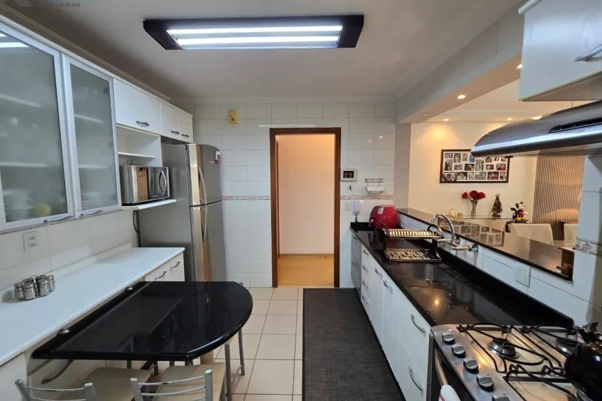 Apartamento à Venda em Esteio com 3 Quartos e 2 banheiros, 109 m²