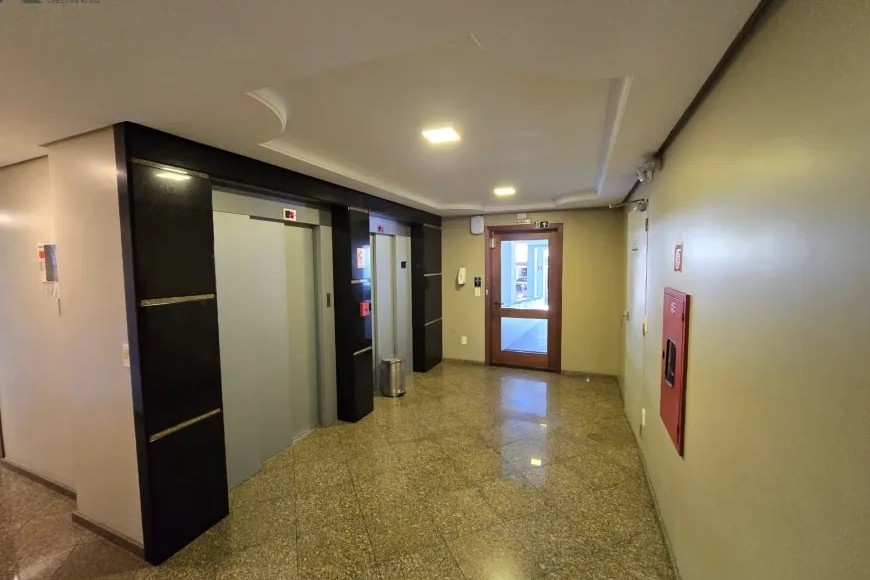 Apartamento à Venda em Esteio com 3 Quartos e 2 banheiros, 119 m²
