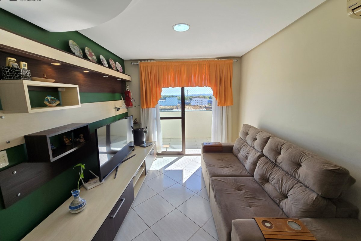 Apartamento à Venda em Esteio 2 Quartos e 1 banheiro, 80 m²