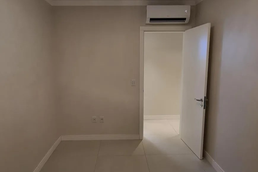 Apartamento para Alugar em Esteio com 3 Quartos e 2 banheiros, 118 m²