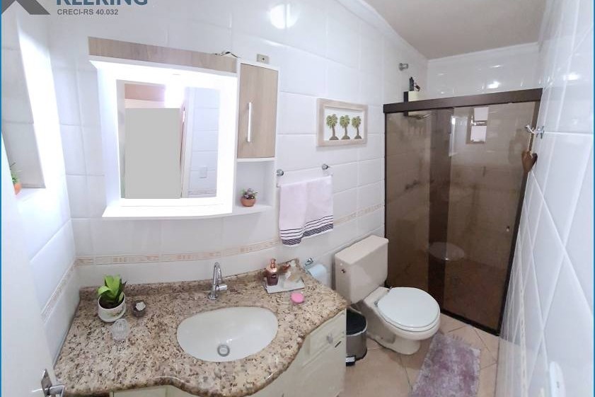 Casa à Venda em Esteio com 3 Quartos e 3 banheiros, 260 m²