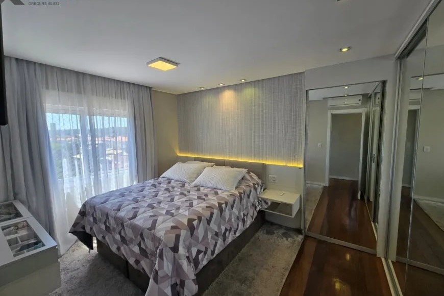 Cobertura à Venda em Esteio com 3 Quartos e 3 banheiros, 236 m²