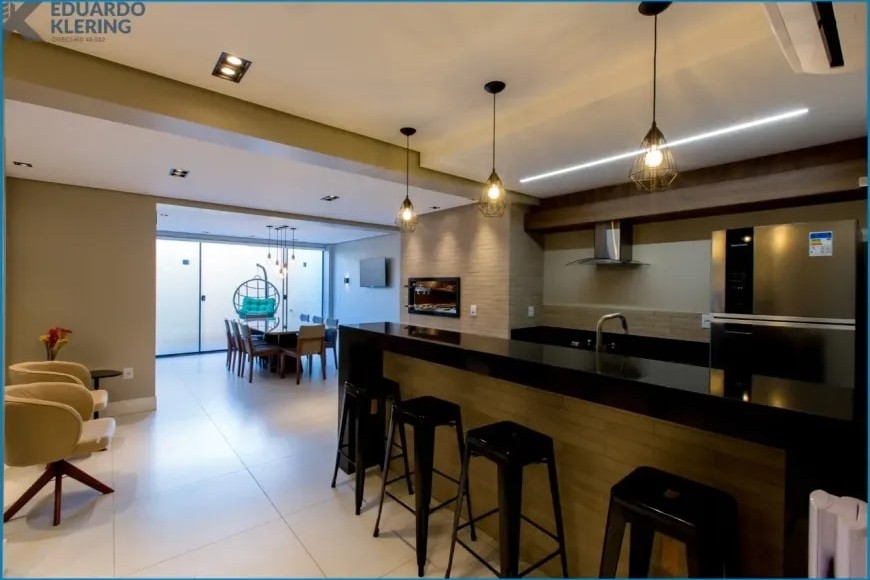 Apartamento para Alugar em Esteio com 2 Quartos e 2 banheiros, 97 m²