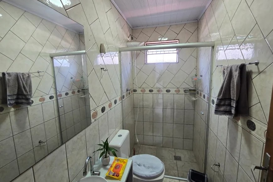 Casa à Venda em Esteio com 2 Quartos e 1 banheiro, 70 m²
