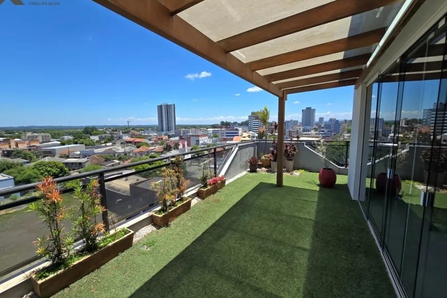 Cobertura à Venda em Esteio com 3 Quartos e 3 banheiros, 236 m²