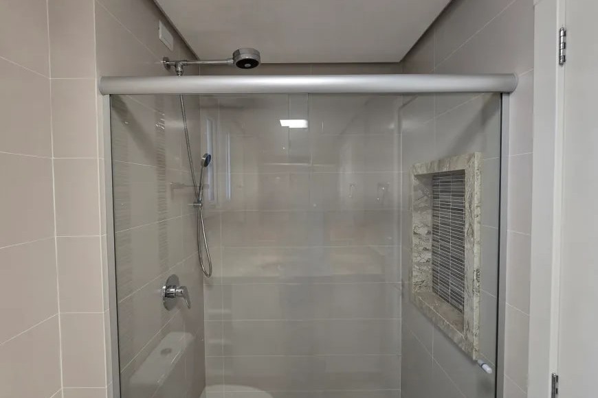 Apartamento à Venda em Esteio com 2 Quartos e 3 banheiros, 120 m²