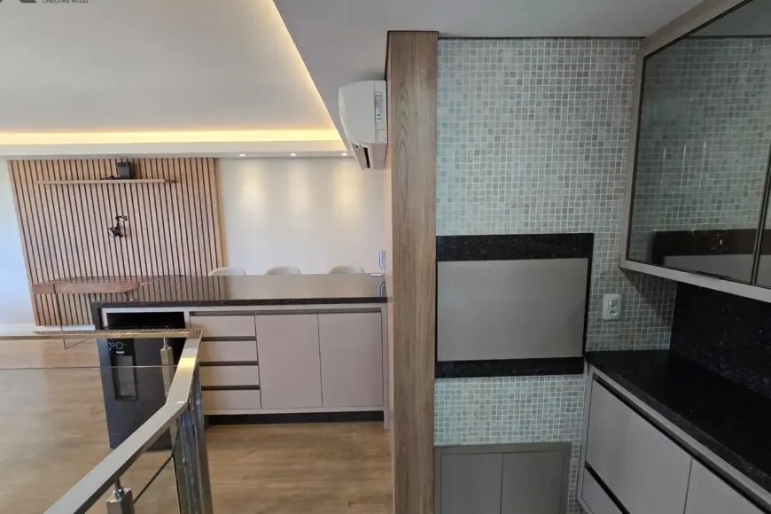 Cobertura à Venda em Esteio com 2 Quartos e 3 banheiros, 172 m²