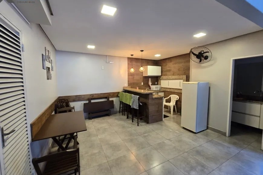 Cobertura à Venda em Esteio com 3 Quartos e 3 banheiros, 236 m²