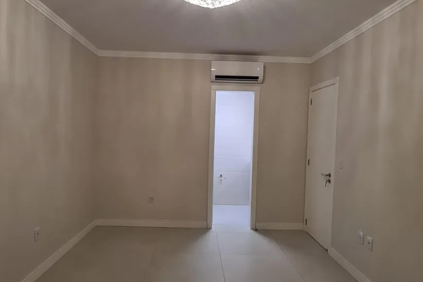 Apartamento para Alugar em Esteio com 3 Quartos e 2 banheiros, 118 m²