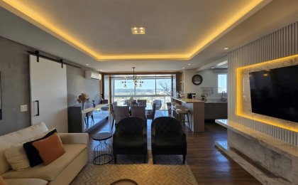 Apartamento à Venda em Esteio com 3 Quartos e 3 banheiros, 119 m²