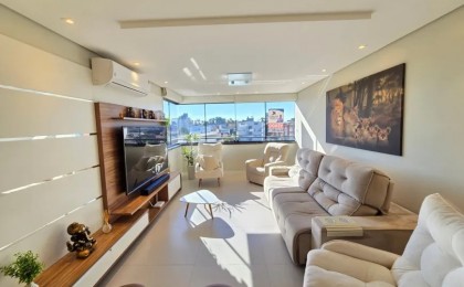 Apartamento à Venda em Esteio com 3 Quartos e 3 banheiros, 115 m²